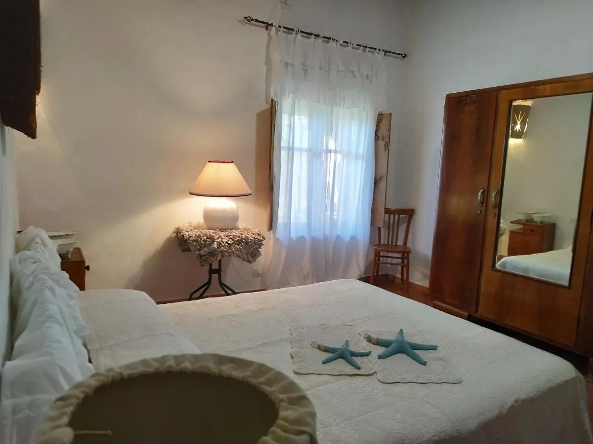 Apartament Domus Antiga Appartamenti San Giovanni Suèrgiu