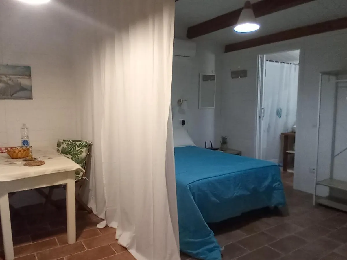 Domus Antiga Appartamenti San Giovanni Suèrgiu Apartment