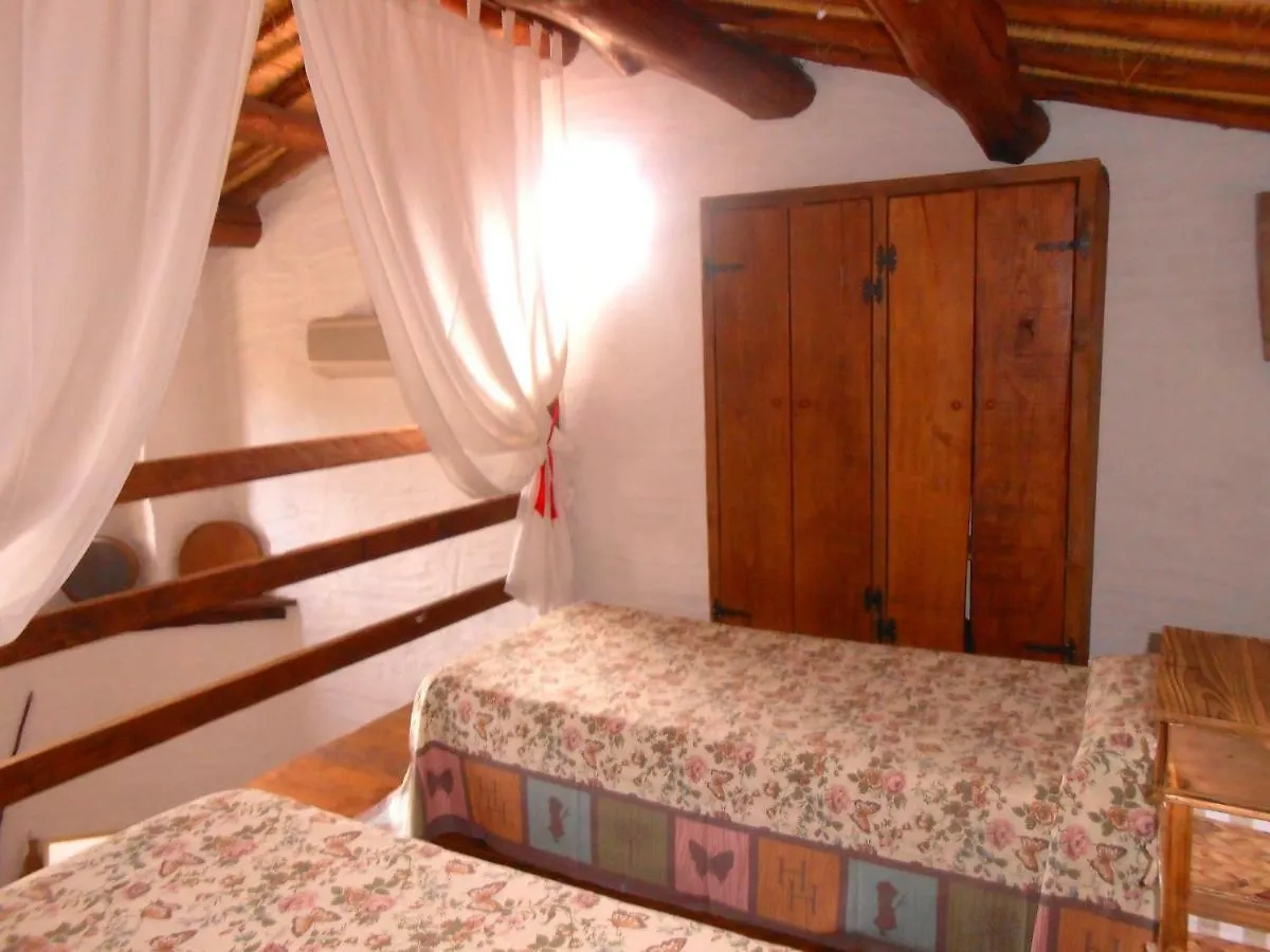 Apartament Domus Antiga Appartamenti San Giovanni Suèrgiu