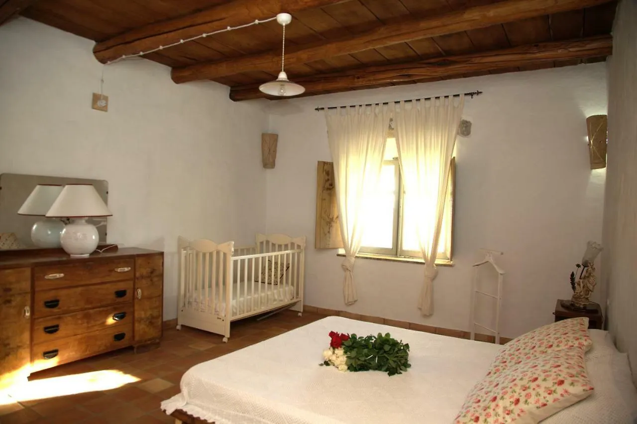 Domus Antiga Appartamenti San Giovanni Suèrgiu