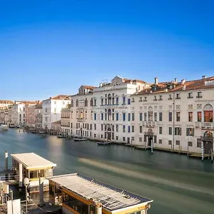 Mocenigo Grand Canal Luxury , Venedig Italien